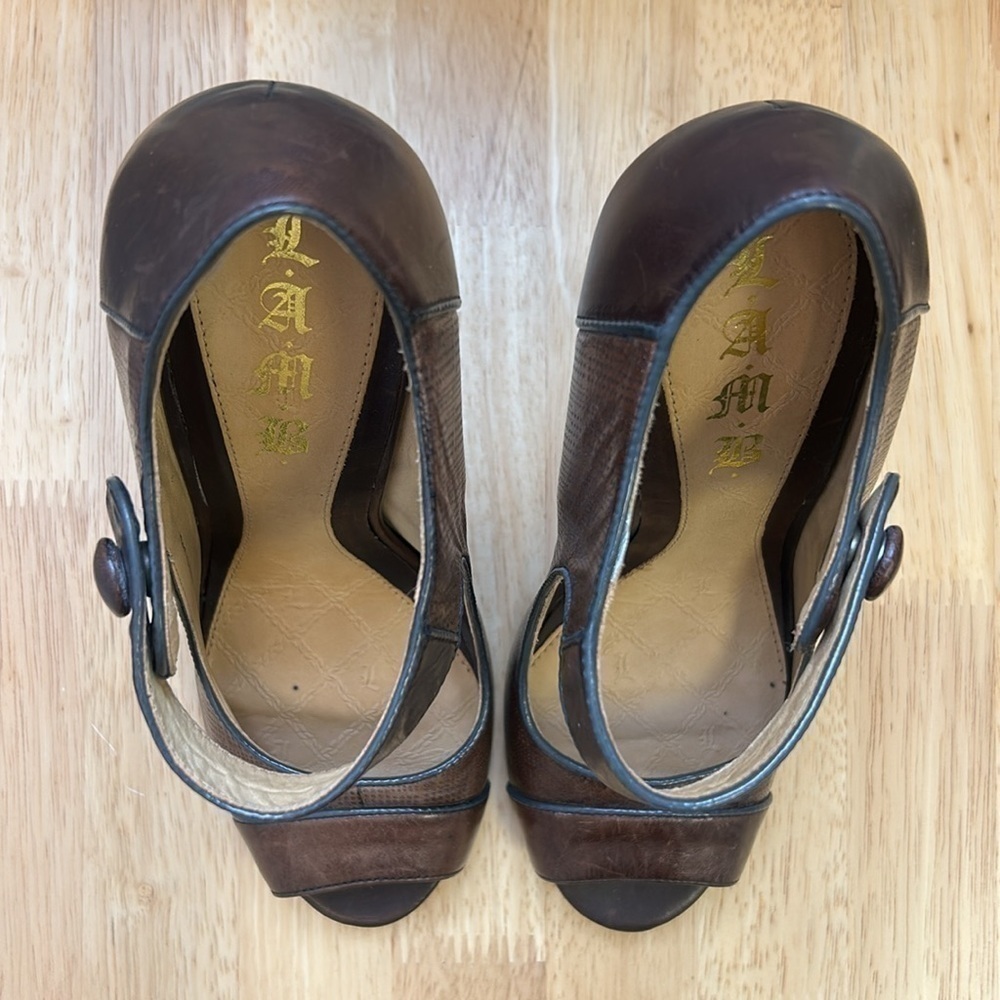 L.A.M.B. Hannah Brown Leather Women’s Heels Size 8.5M Made in Brazil - Picture 6 of 12